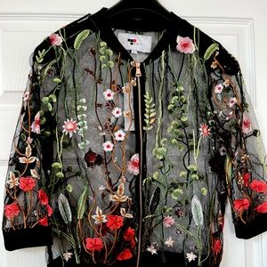 NWT Women’s Embroidered See-through Jacket from Australia Sz: S, (Aus Sz: 8)